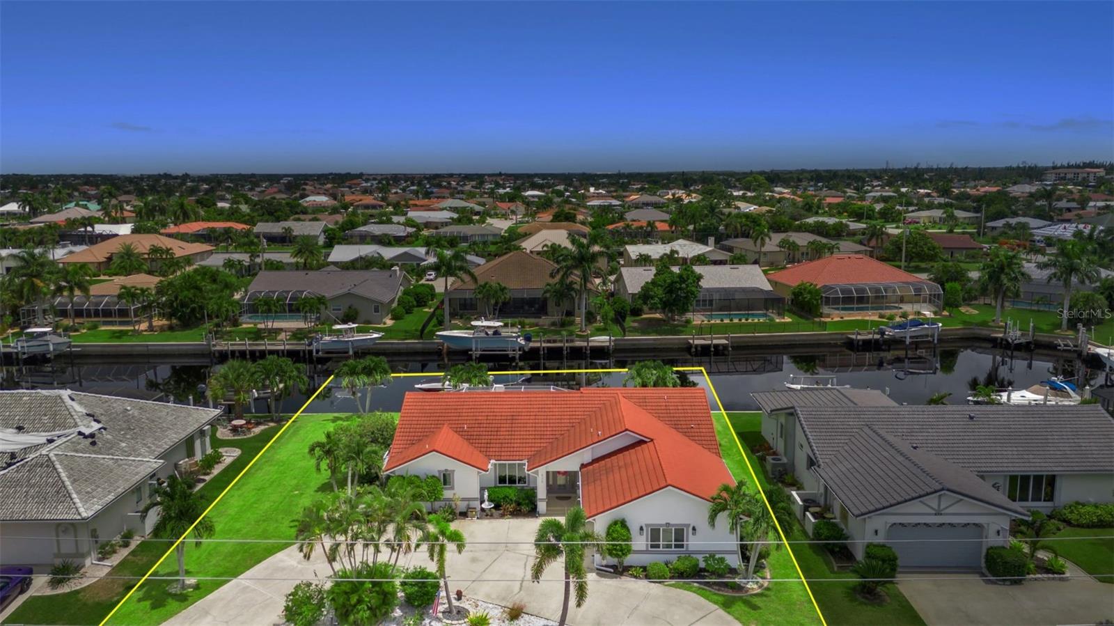 Details for 820 Bal Harbor Boulevard, PUNTA GORDA, FL 33950