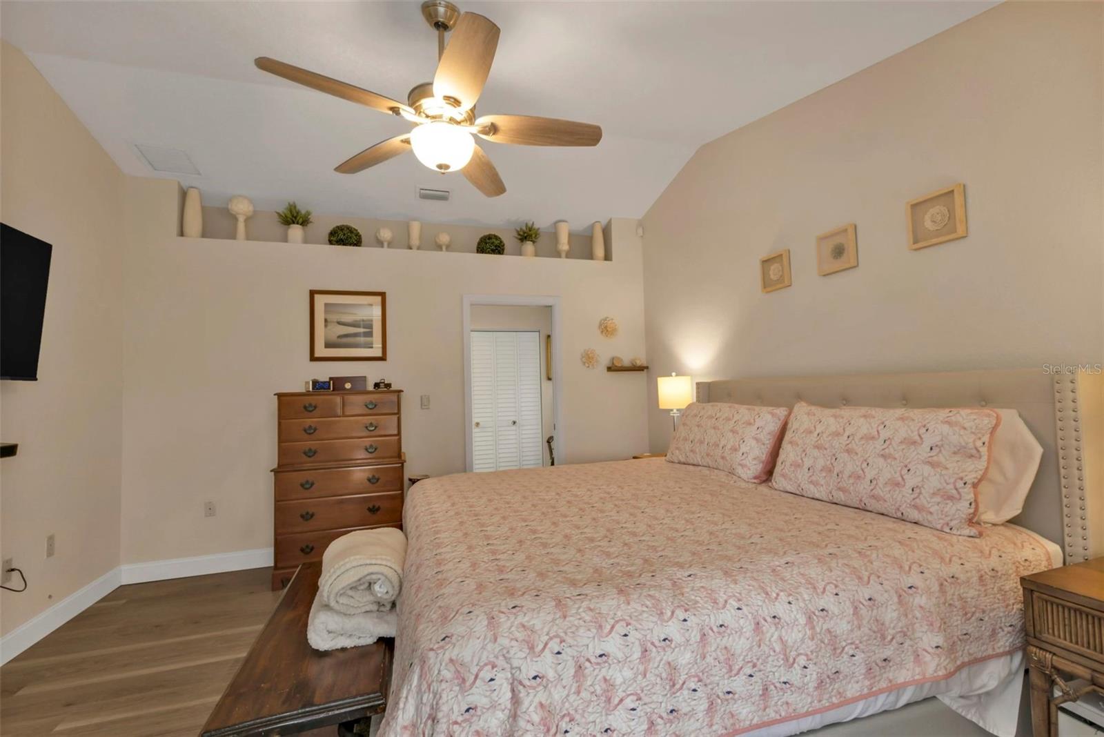 Image 36 of 56 For 820 Bal Harbor Boulevard