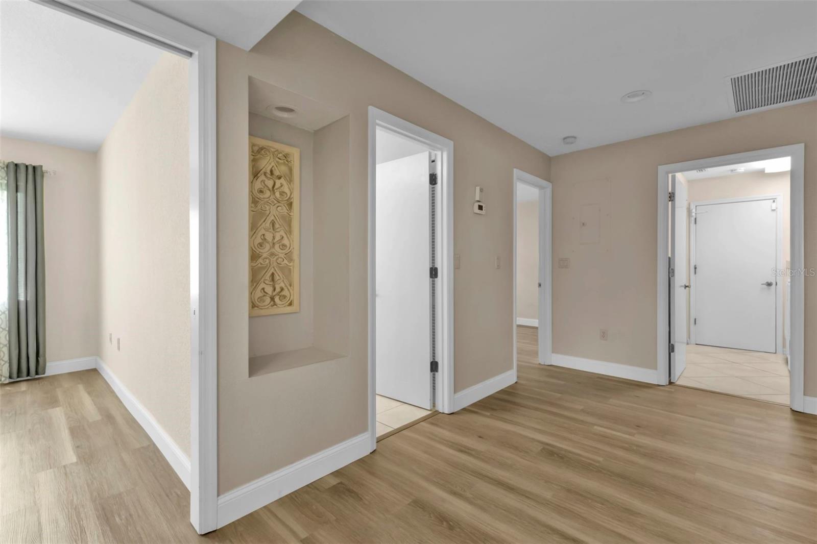 Image 45 of 56 For 820 Bal Harbor Boulevard