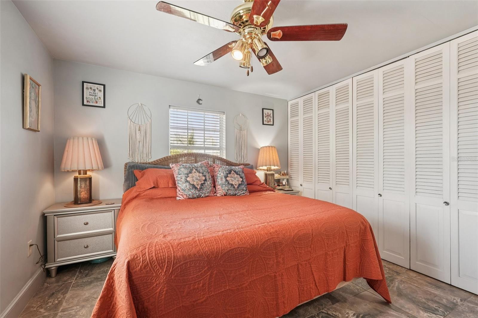 Image 14 of 28 For 2356 Conway Boulevard