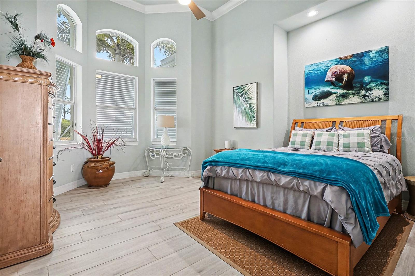 Image 17 of 47 For 4227 28th Street