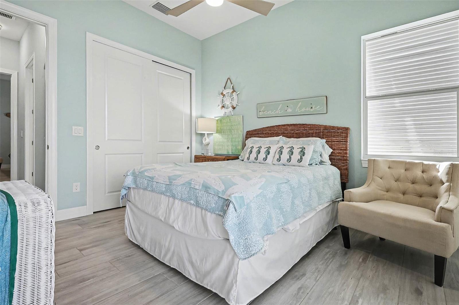 Image 22 of 47 For 4227 28th Street