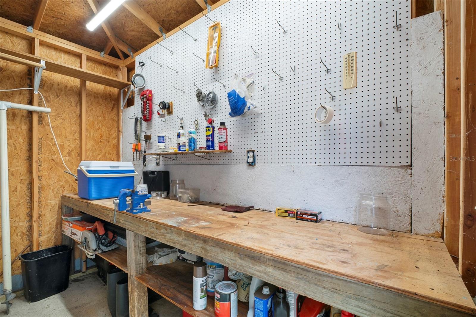 Image 25 of 35 For 29098 Riverview Lane