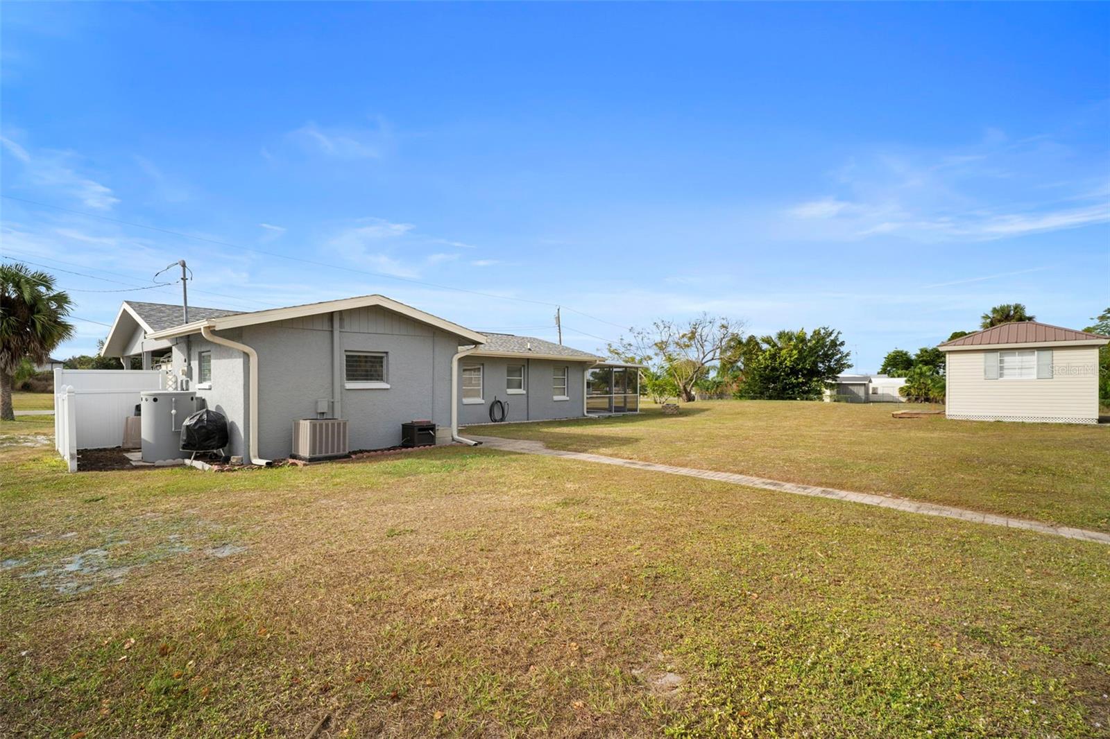 Image 30 of 35 For 29098 Riverview Lane