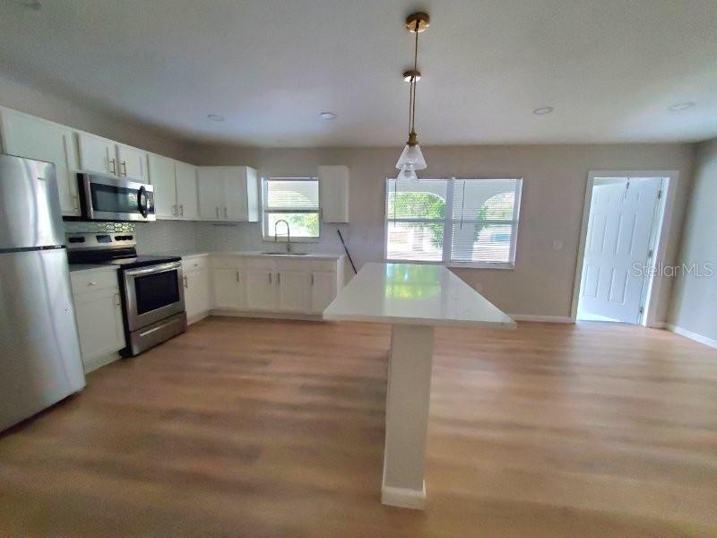 Image 4 of 28 For 4387 Jackson Street J-e