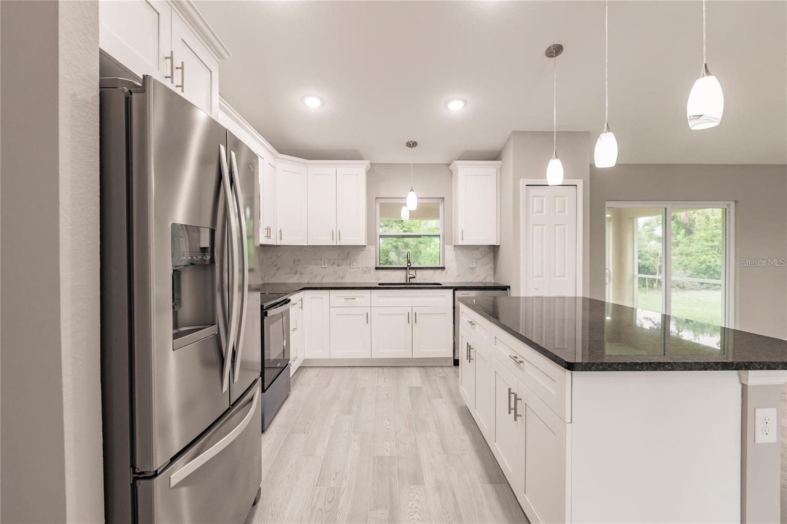 Image 9 of 39 For 820 Bowman Terrace