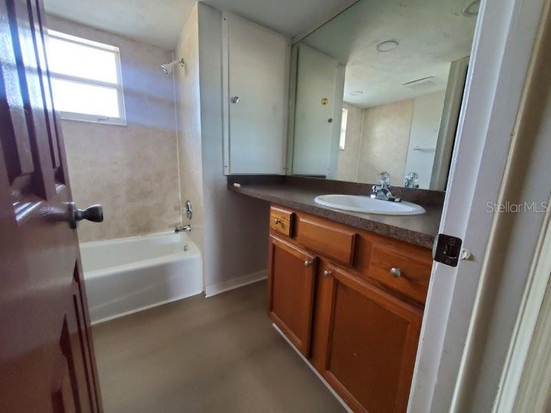 Image 18 of 25 For 4387 Sibley Bay Street S-b