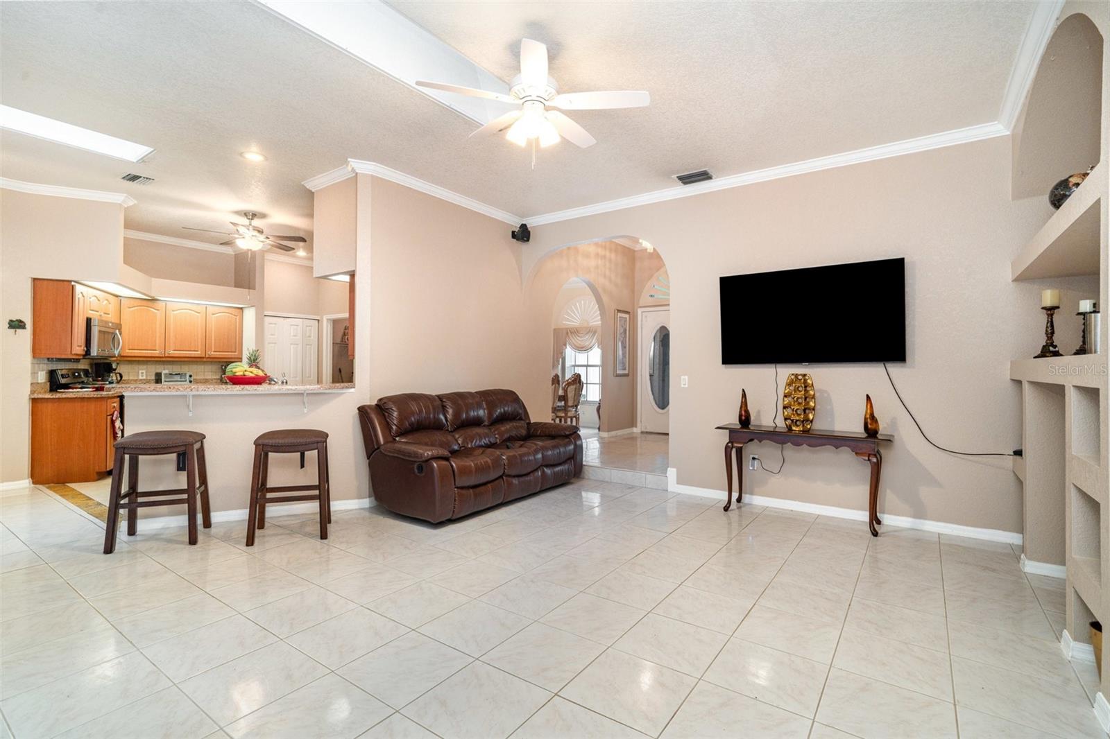 Image 13 of 33 For 419 Allworthy Street