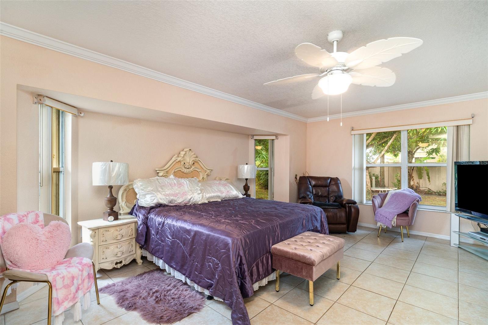 Image 23 of 33 For 419 Allworthy Street