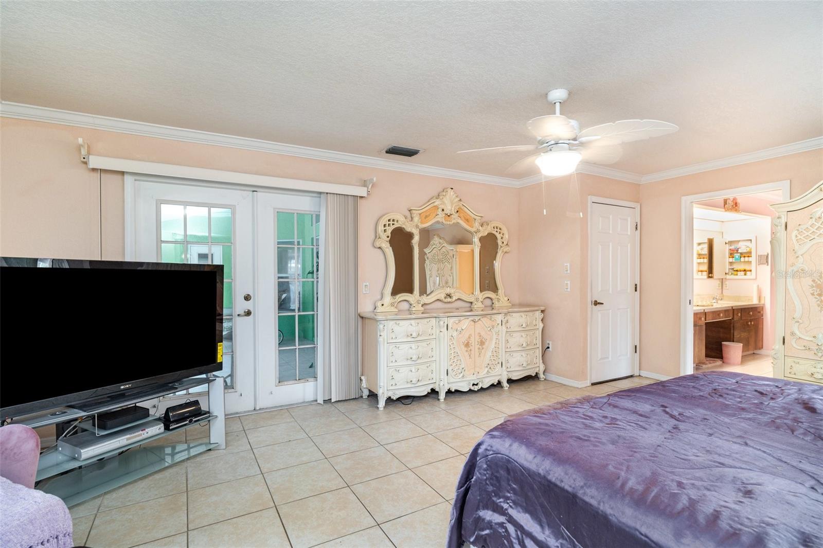 Image 24 of 33 For 419 Allworthy Street