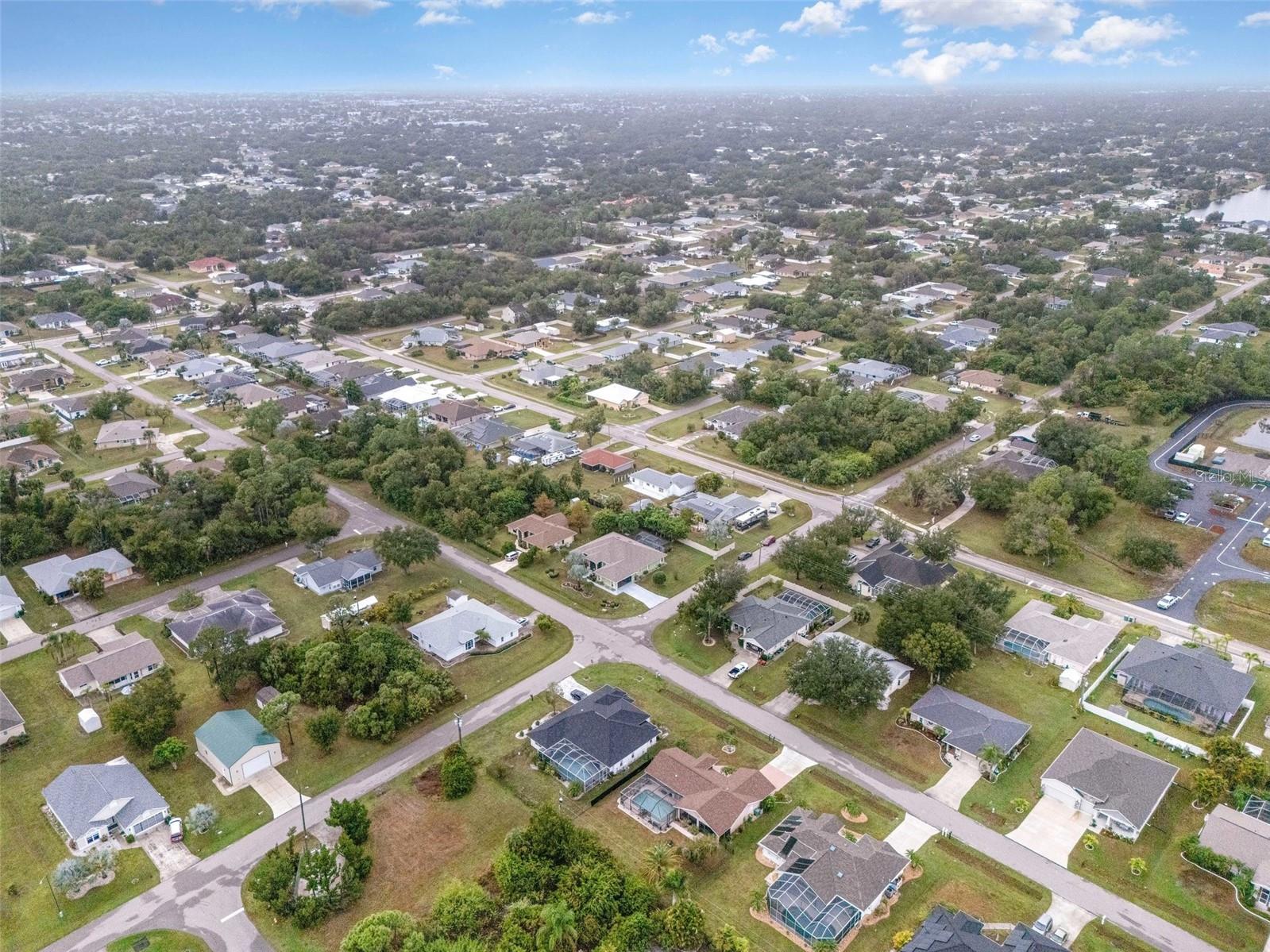 Image 31 of 33 For 419 Allworthy Street