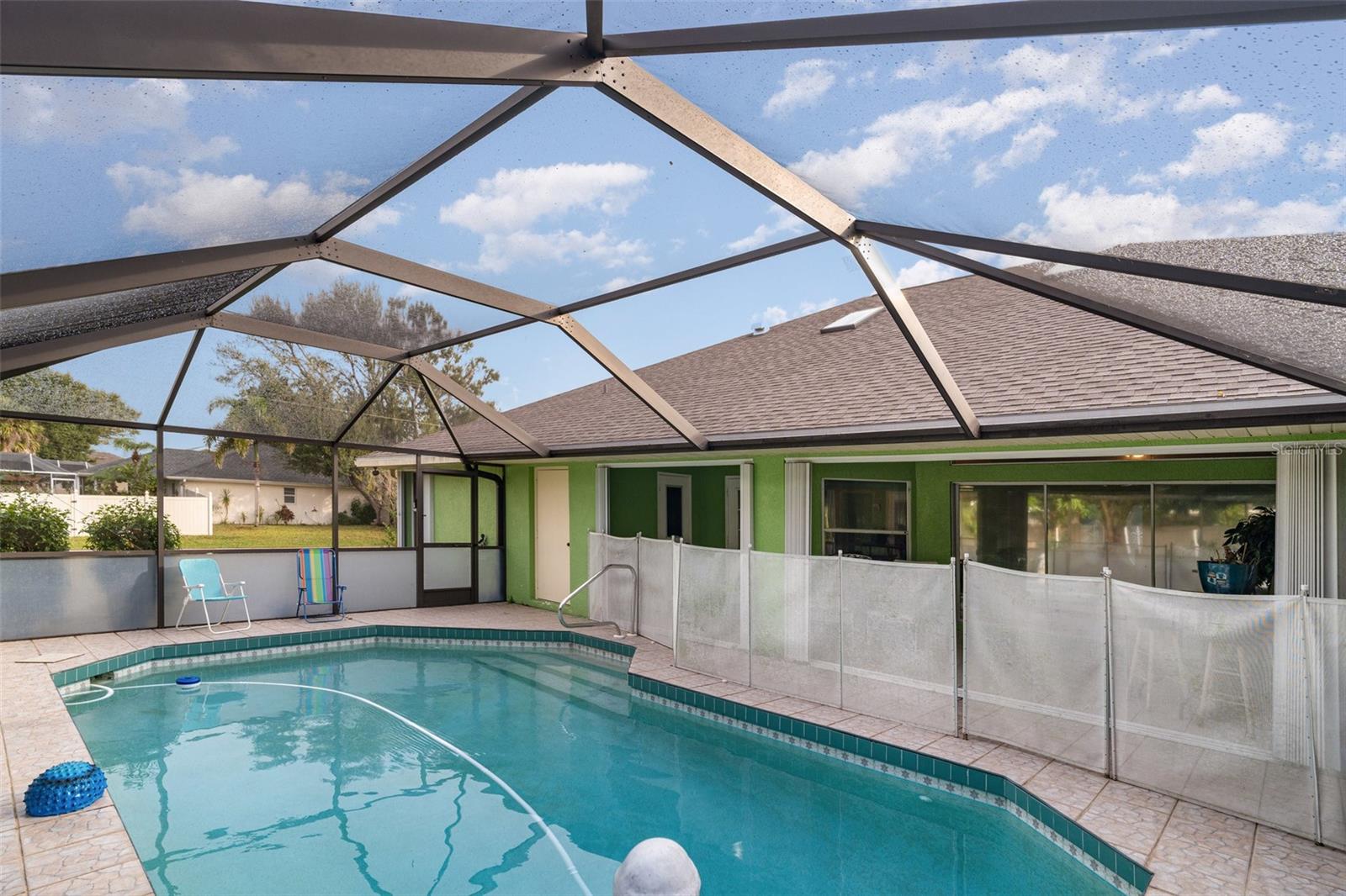 Image 8 of 33 For 419 Allworthy Street