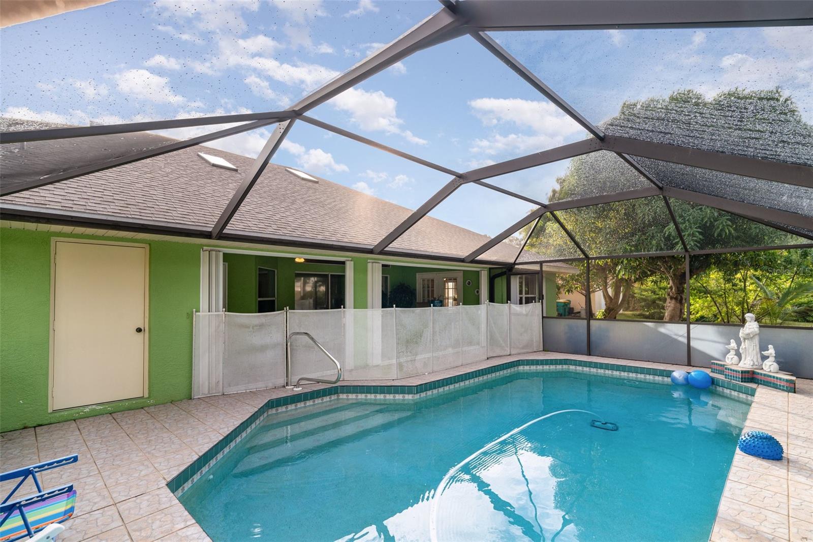 Image 9 of 33 For 419 Allworthy Street