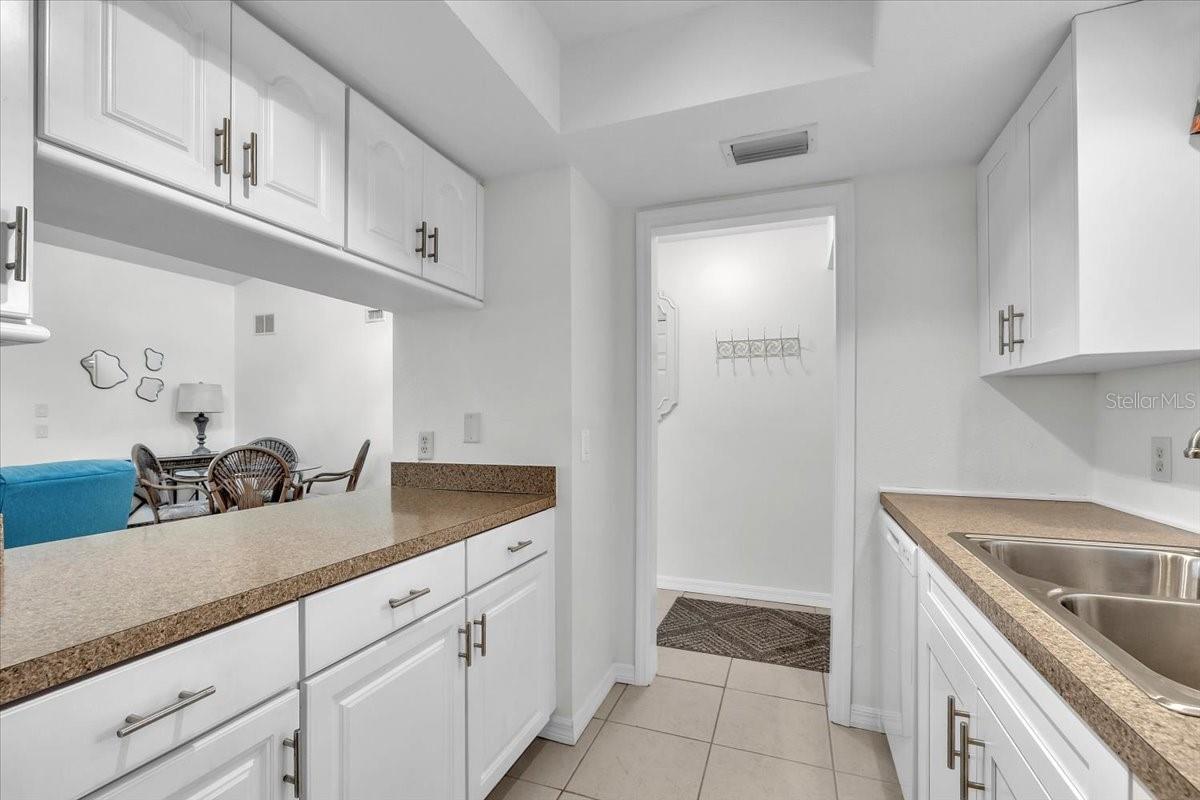 Image 12 of 37 For 2486 Caring Way 14c