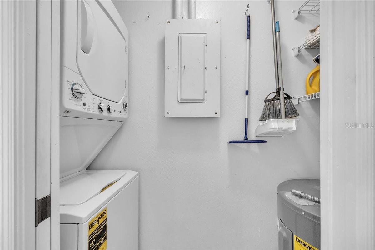 Image 26 of 37 For 2486 Caring Way 14c