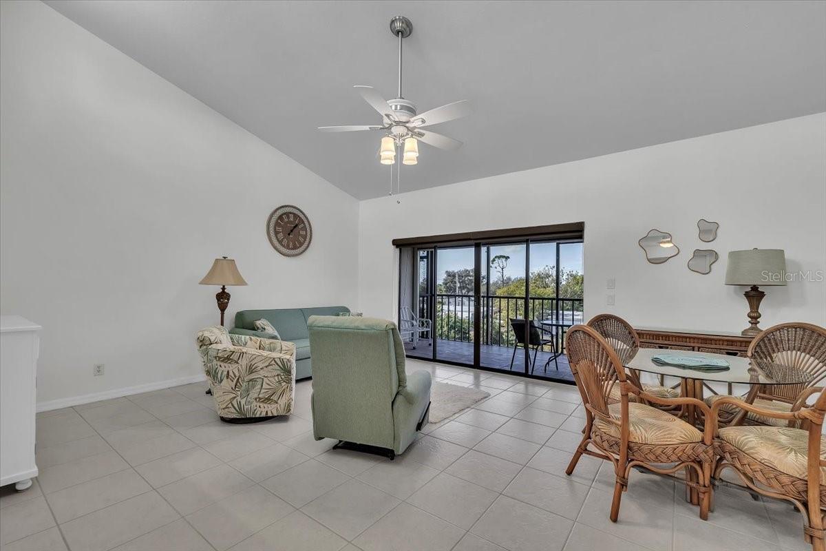 Image 6 of 37 For 2486 Caring Way 14c