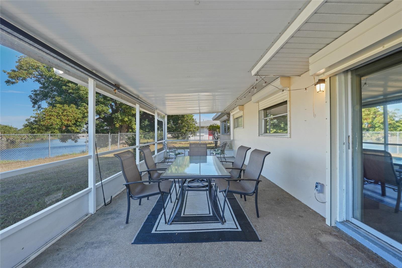 Image 27 of 48 For 2231 Hariet Street