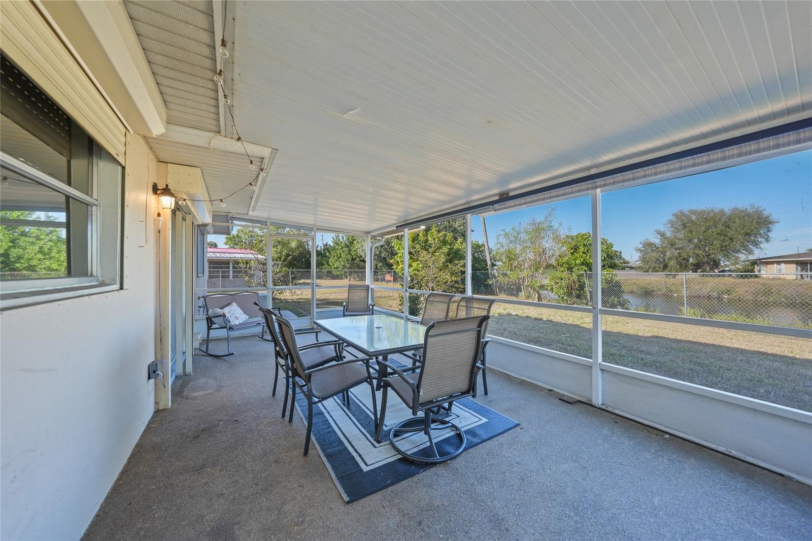 Image 28 of 48 For 2231 Hariet Street