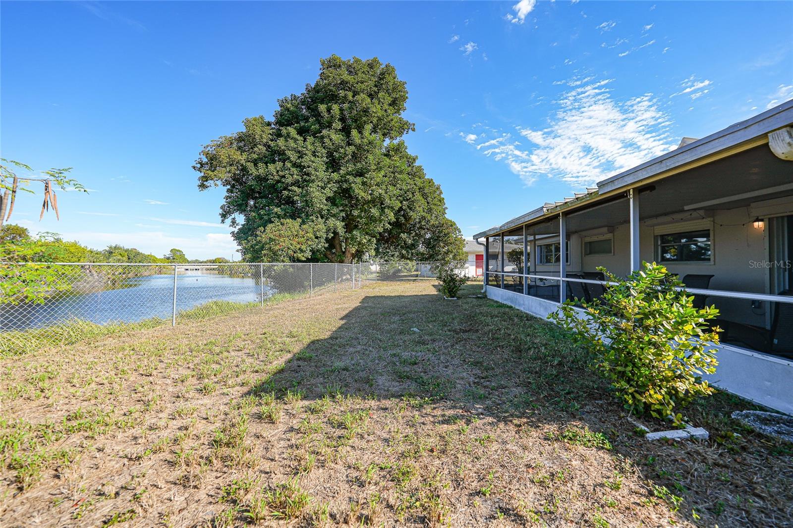 Image 33 of 48 For 2231 Hariet Street