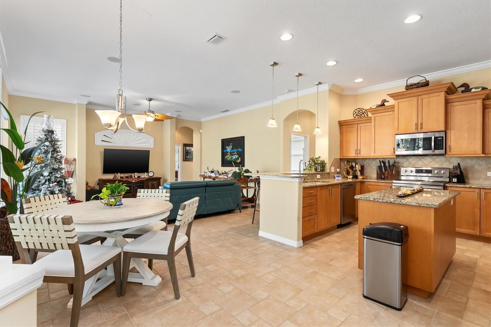 Image 16 of 72 For 1062 Eagles Flight Way