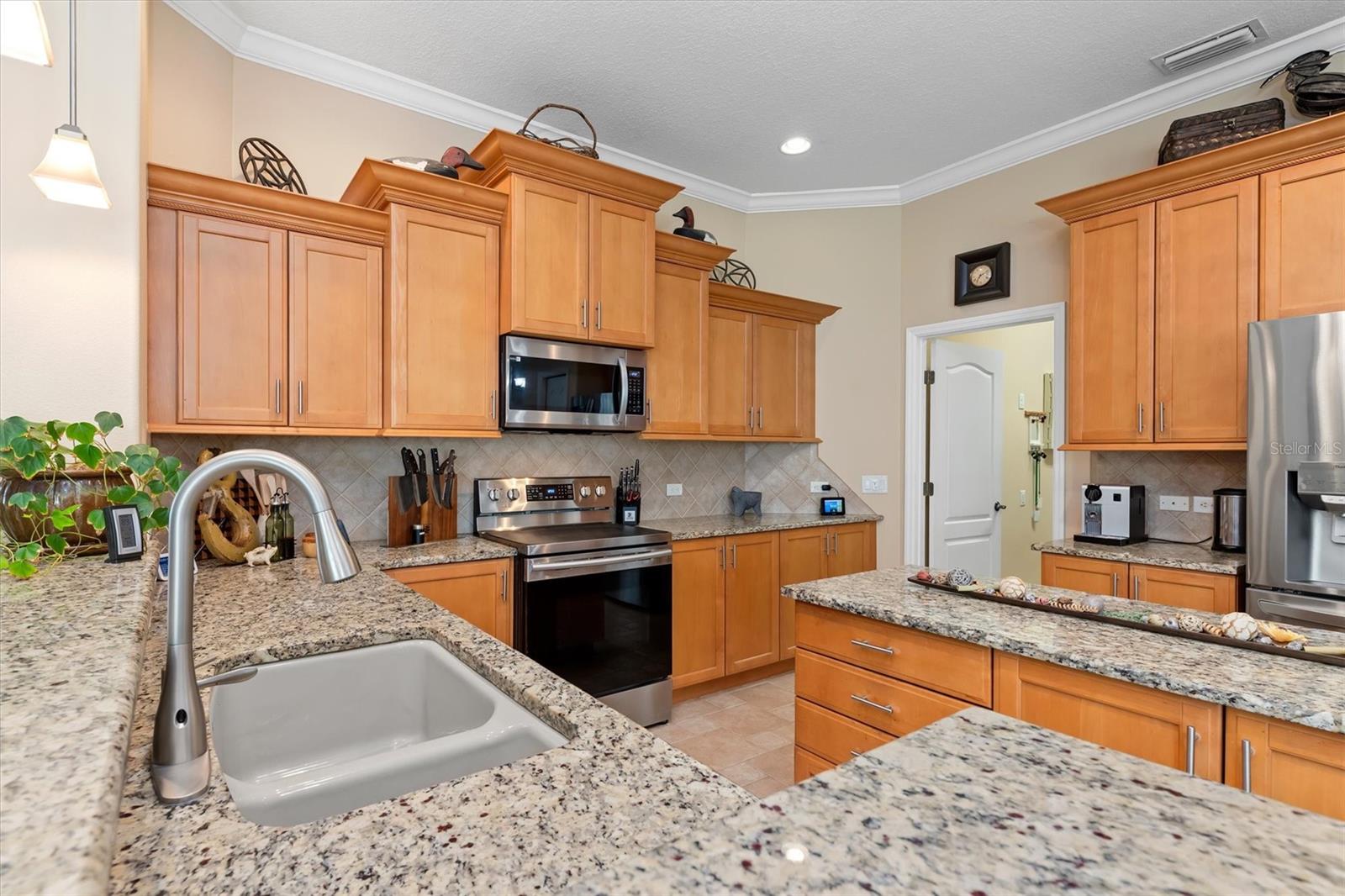 Image 19 of 72 For 1062 Eagles Flight Way