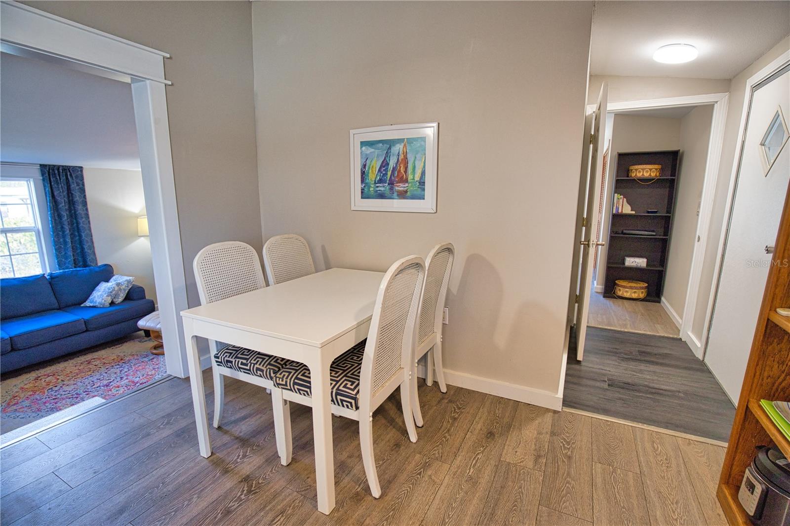 Image 13 of 47 For 2302 Red Baron Drive