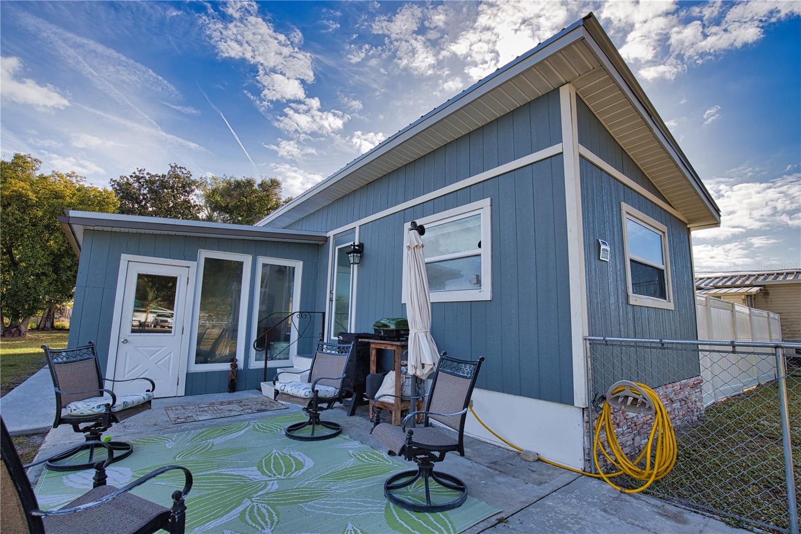 Image 5 of 47 For 2302 Red Baron Drive