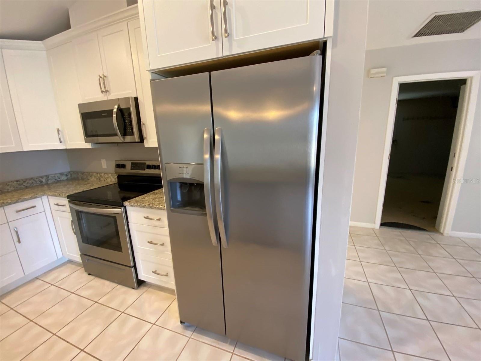 Image 7 of 13 For 27198 Guapore Drive