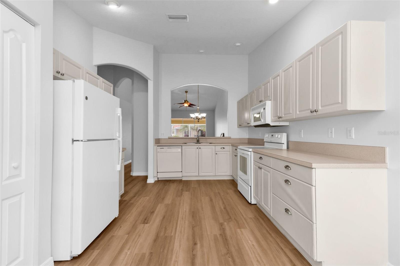 Image 7 of 19 For 3790 Tripoli Boulevard 31