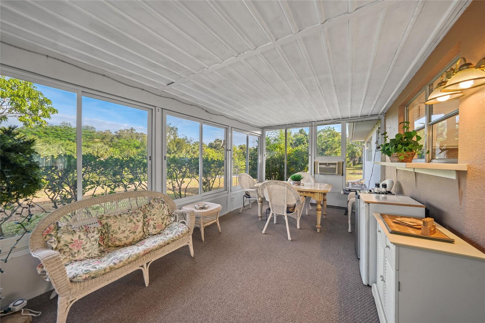 Image 22 of 28 For 2155 Lakeshore Circle