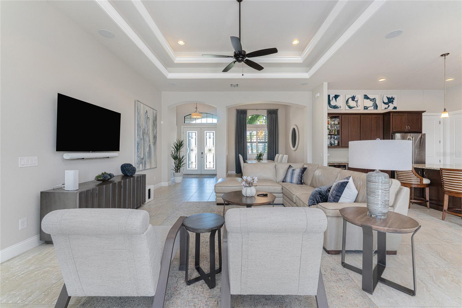 Image 13 of 80 For 5000 Captiva Court