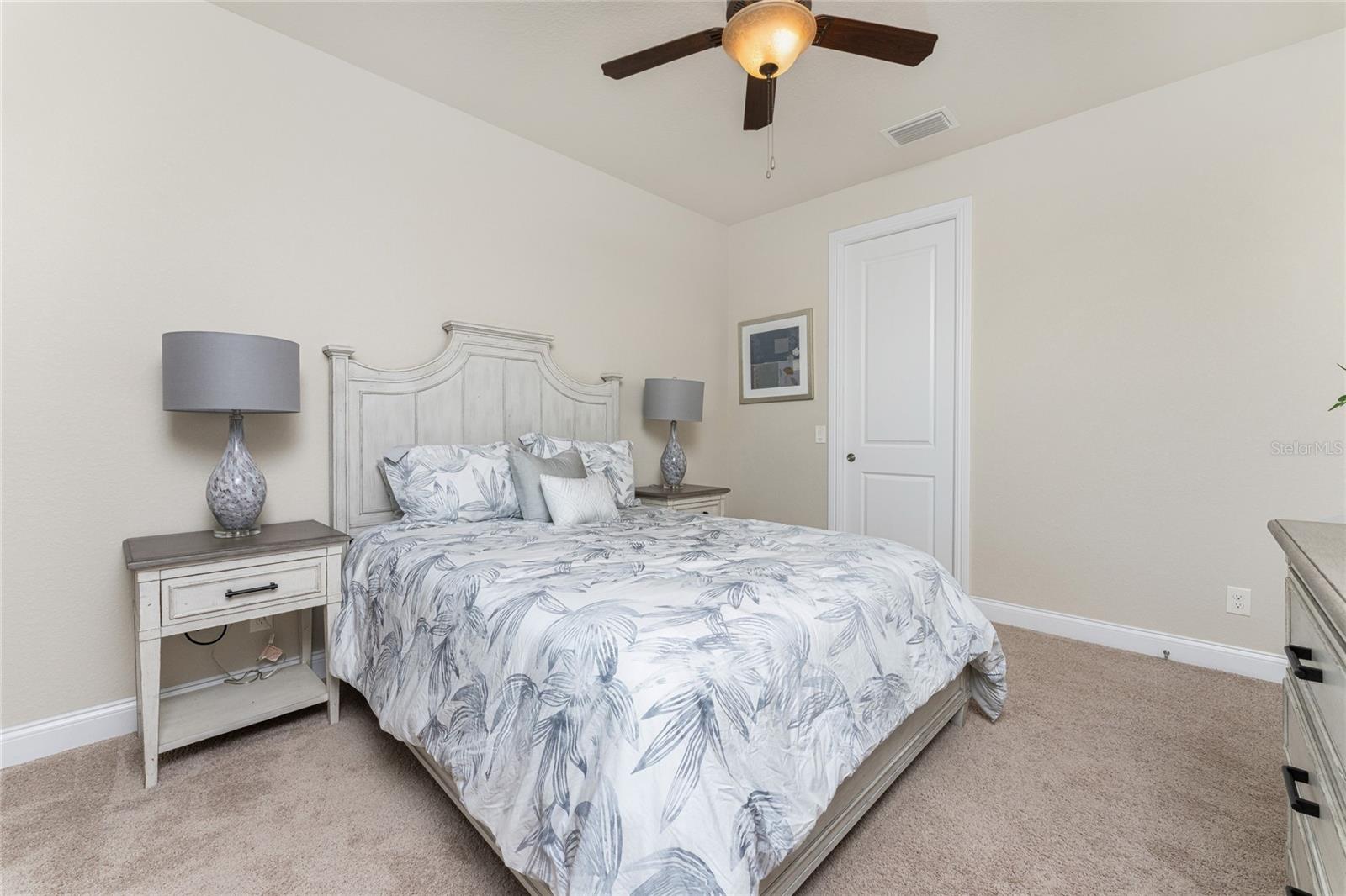 Image 33 of 80 For 5000 Captiva Court