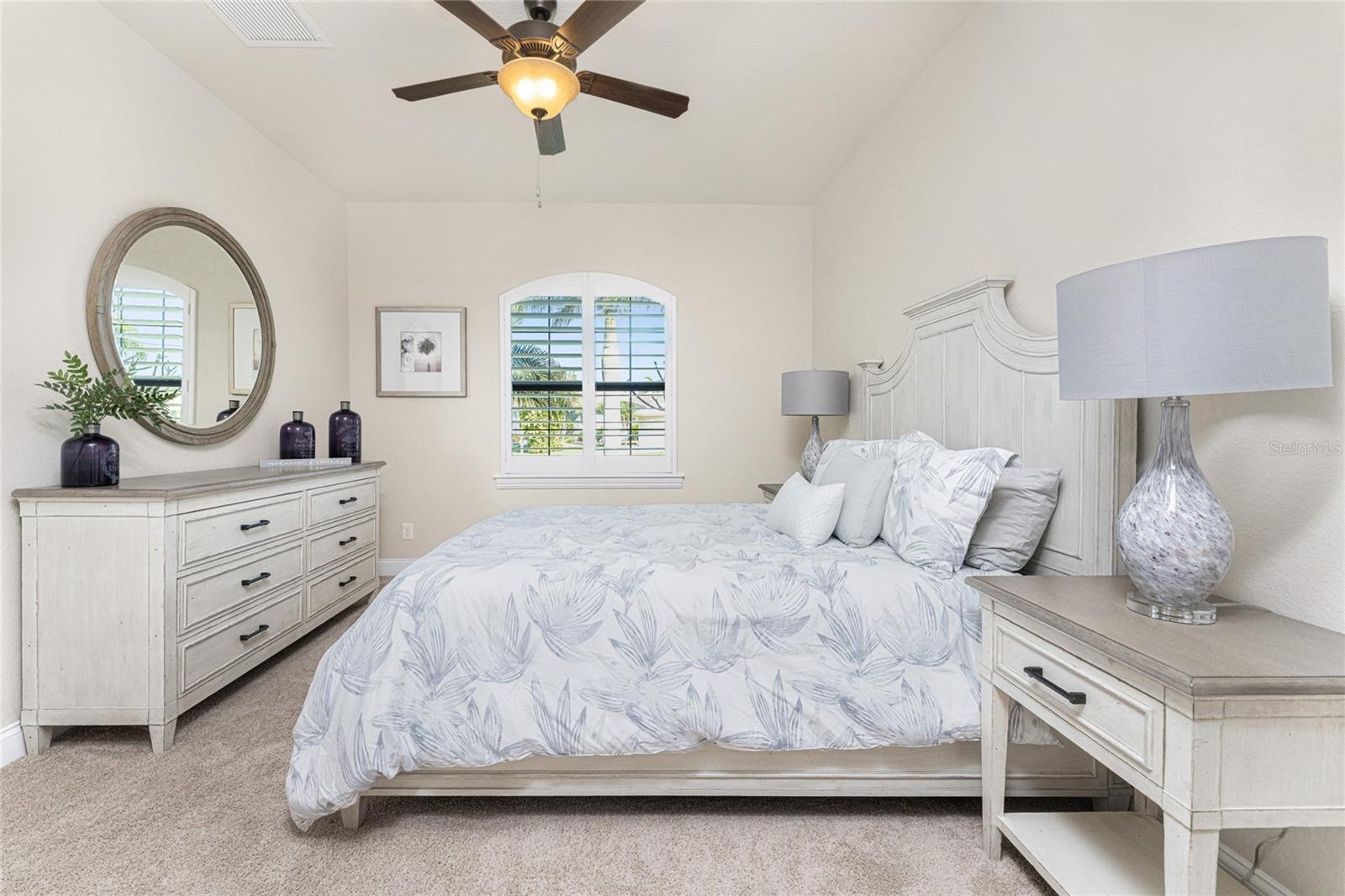 Image 34 of 80 For 5000 Captiva Court