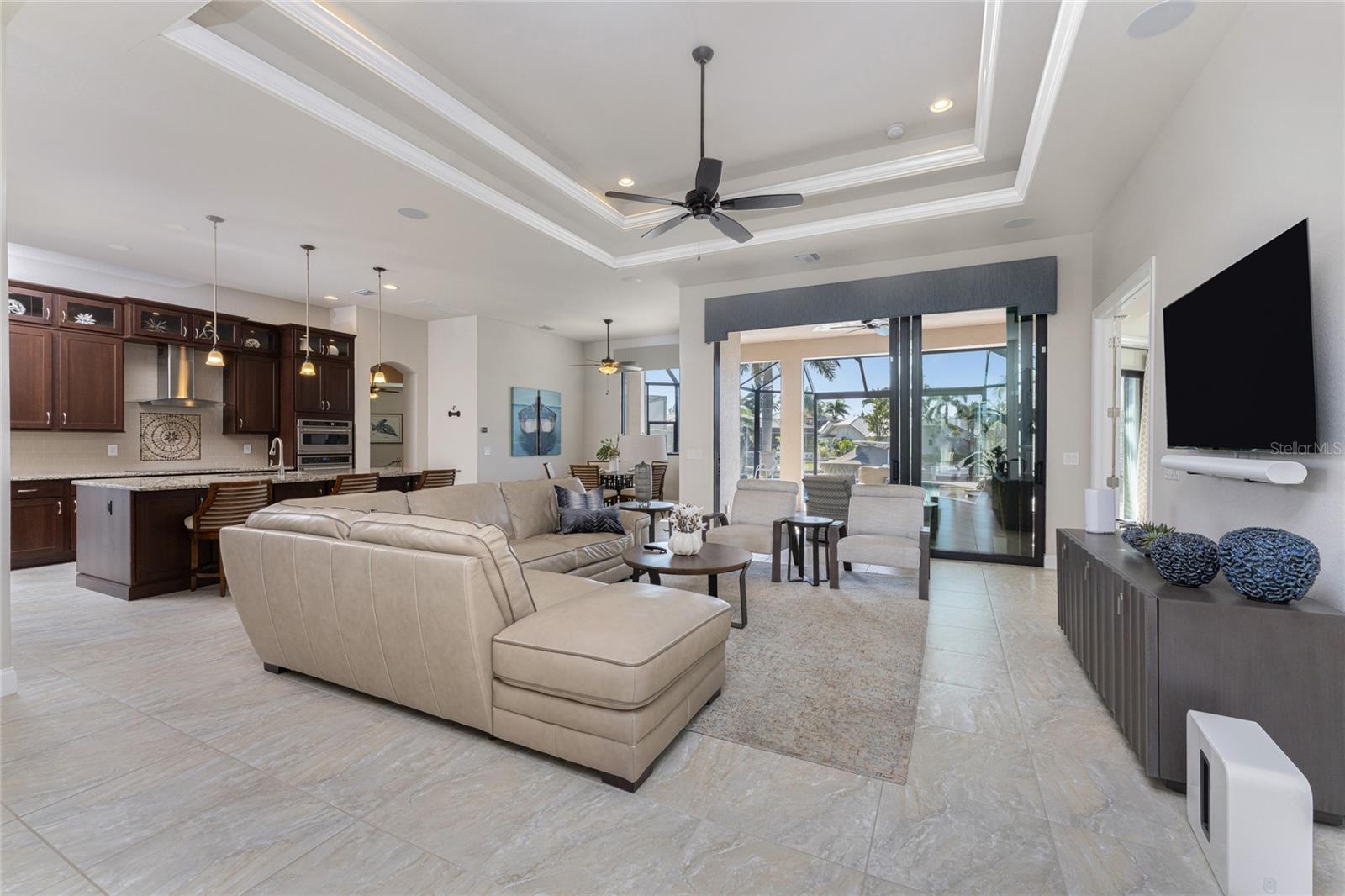 Image 8 of 80 For 5000 Captiva Court