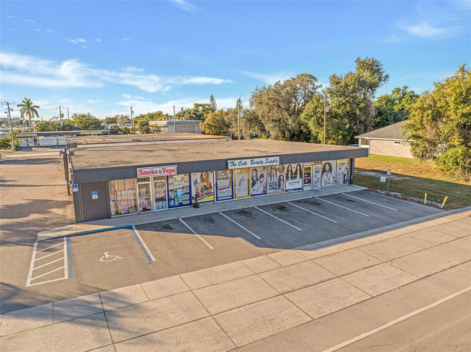 Image 11 of 20 For 1940 Jefferson Ave, 1937-1945 & 193 Avenue