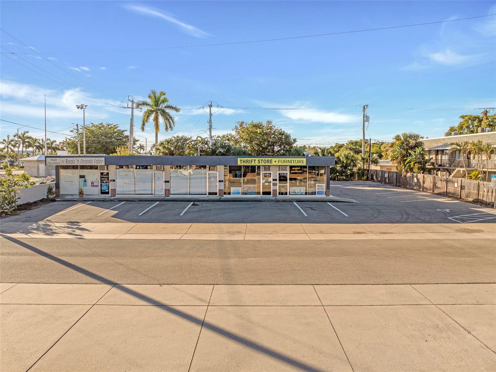 Image 17 of 20 For 1940 Jefferson Ave, 1937-1945 & 193 Avenue