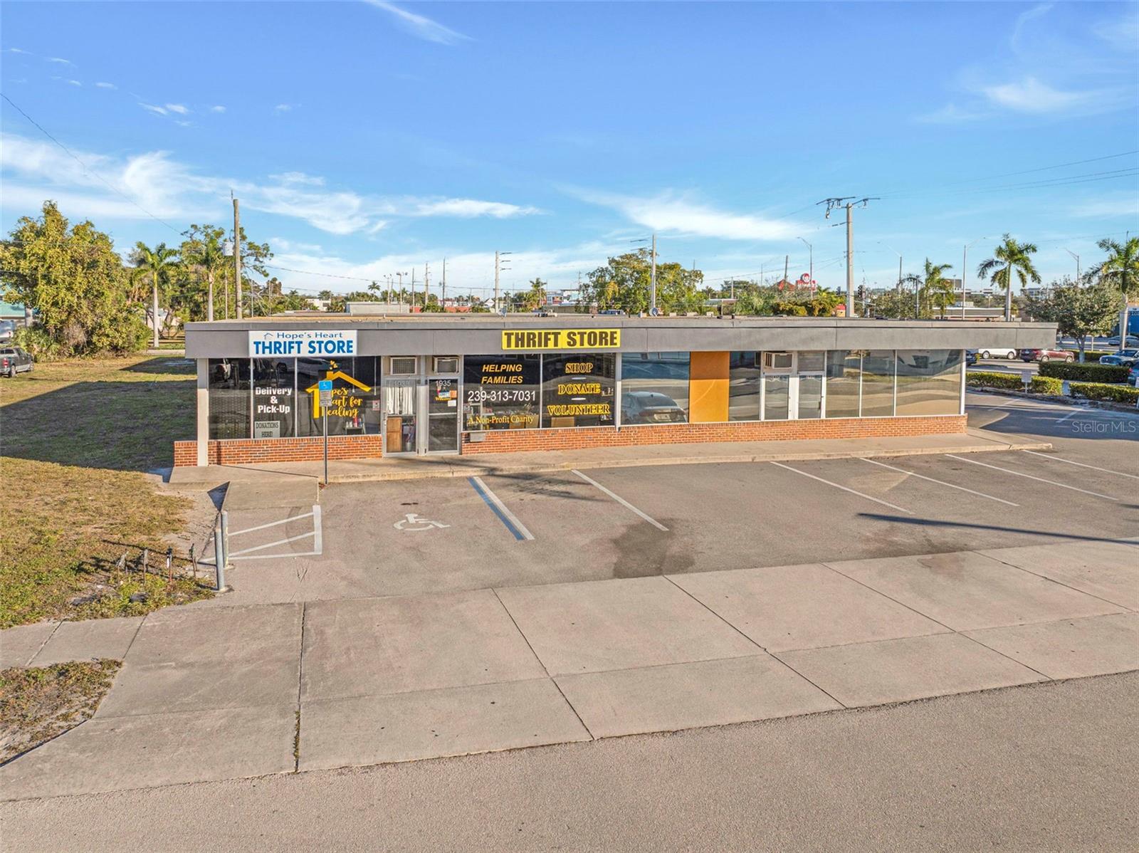 Image 2 of 20 For 1940 Jefferson Ave, 1937-1945 & 193 Avenue