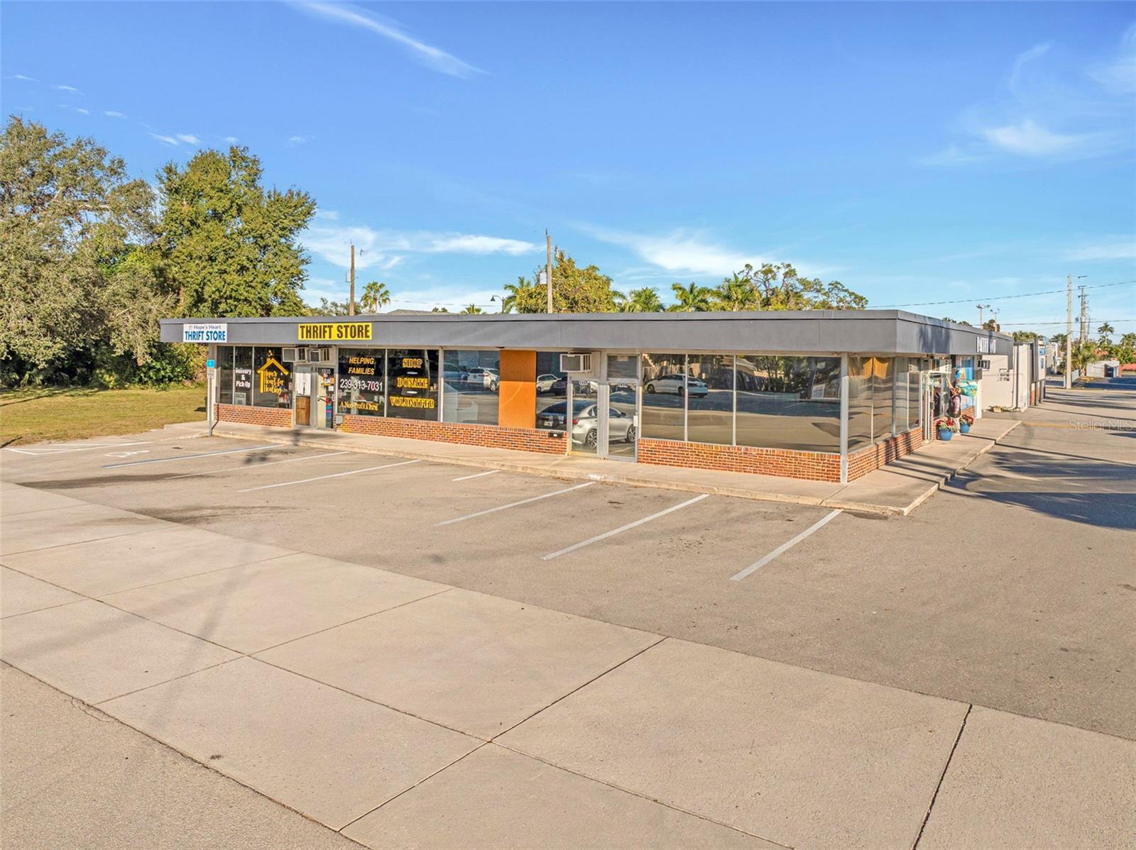 Image 3 of 20 For 1940 Jefferson Ave, 1937-1945 & 193 Avenue