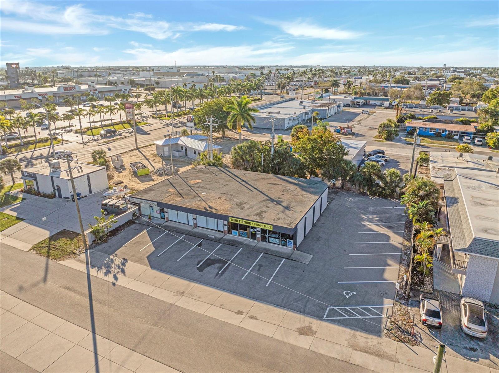 Image 6 of 20 For 1940 Jefferson Ave, 1937-1945 & 193 Avenue