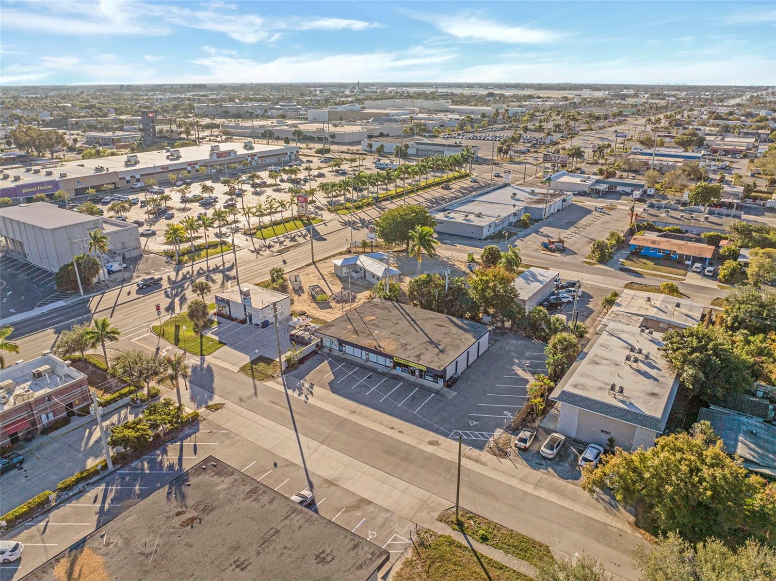 Image 7 of 20 For 1940 Jefferson Ave, 1937-1945 & 193 Avenue