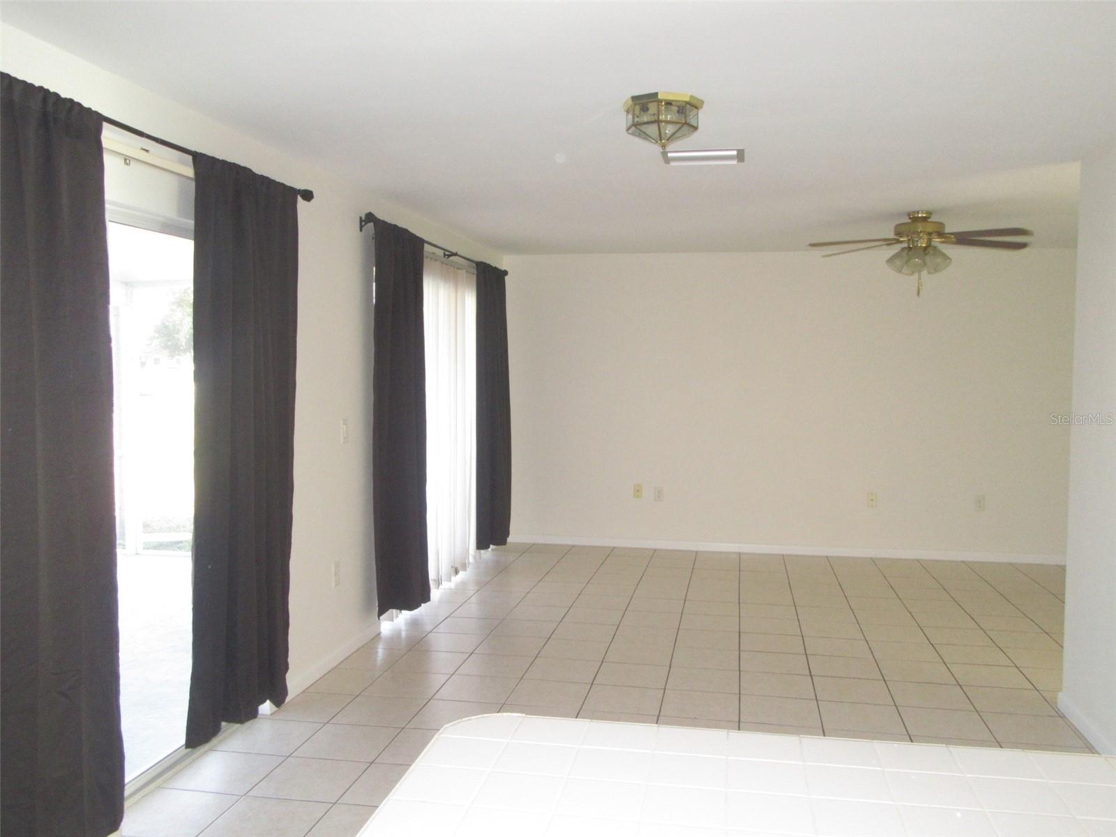 Image 7 of 19 For 64 Annapolis Lane