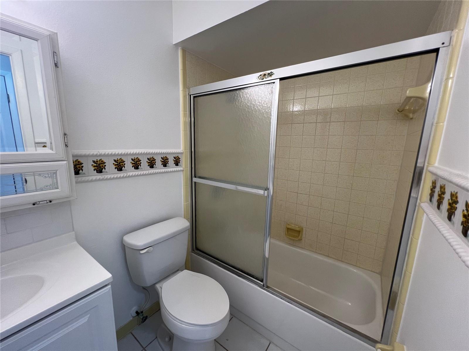 Image 10 of 27 For 18148 Wolbrette Circle