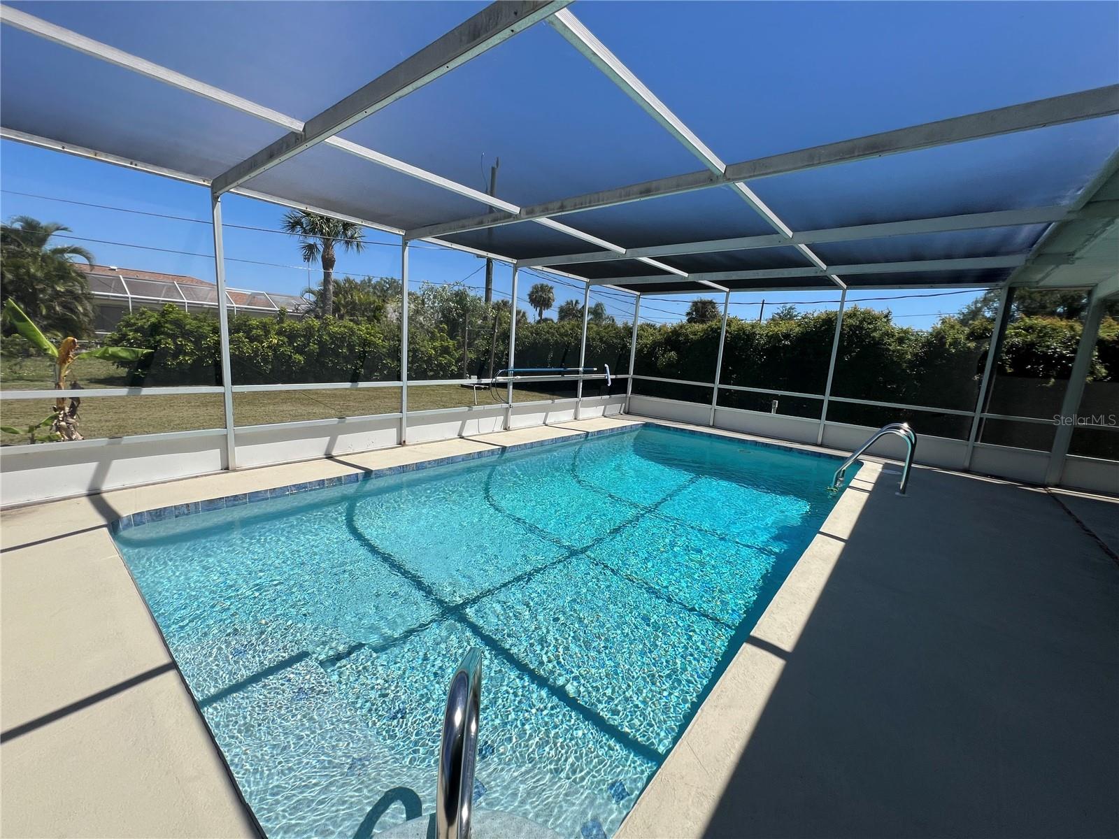 Image 22 of 27 For 18148 Wolbrette Circle