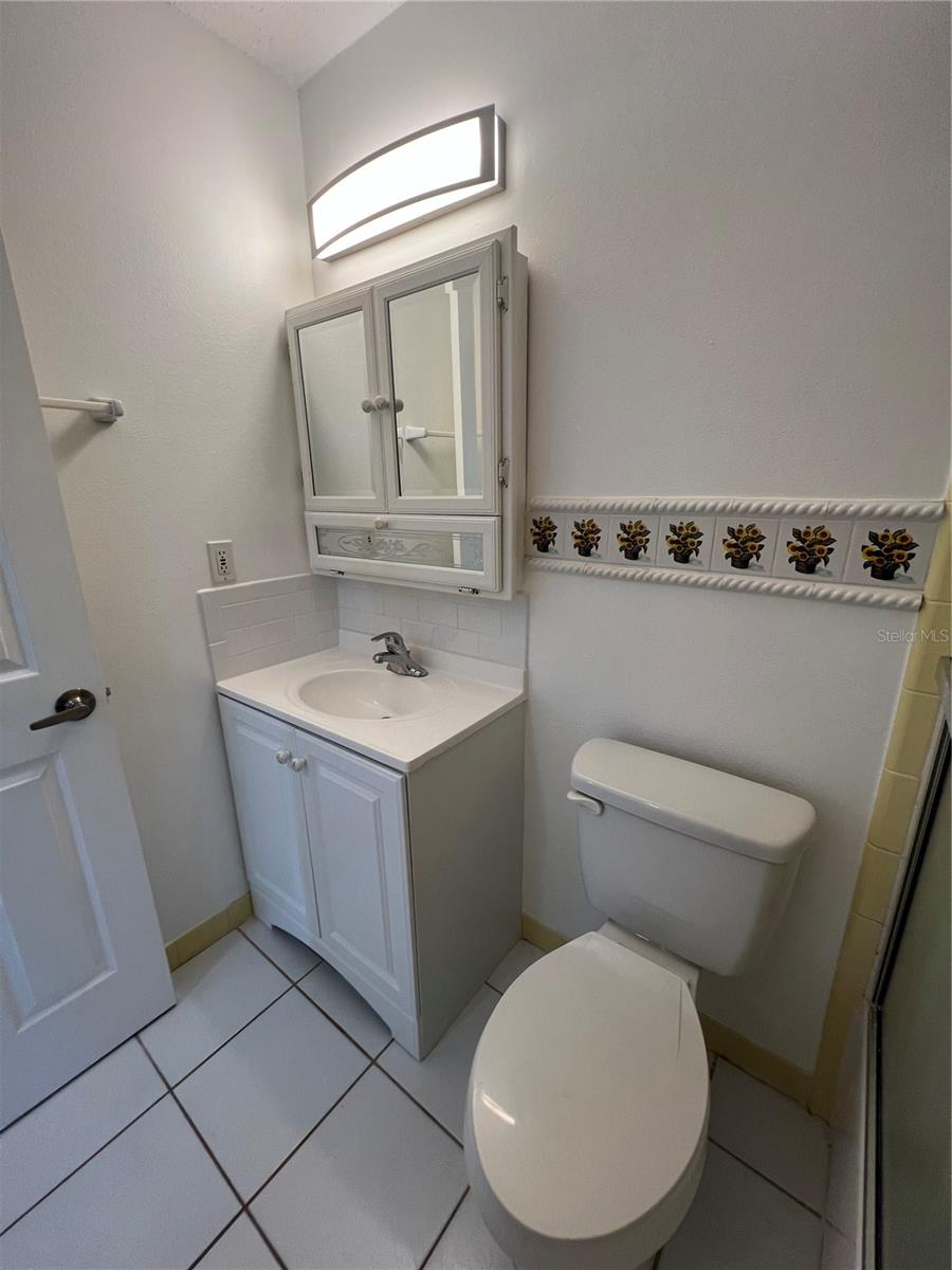 Image 9 of 27 For 18148 Wolbrette Circle