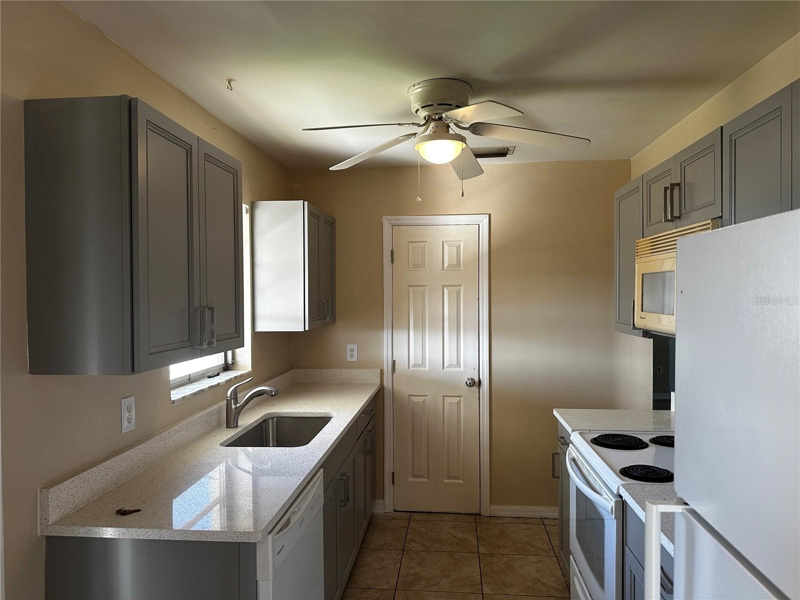 Image 12 of 21 For 21530 Meehan Avenue