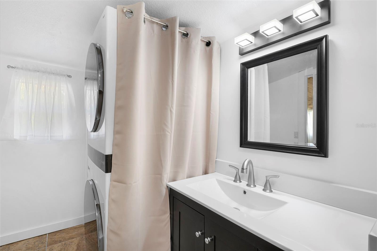 Image 18 of 30 For 2210 Dixie Avenue