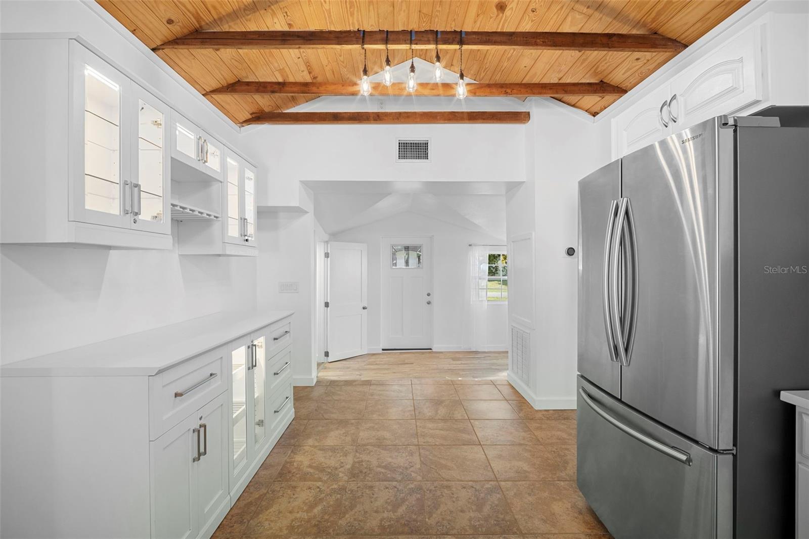 Image 9 of 30 For 2210 Dixie Avenue