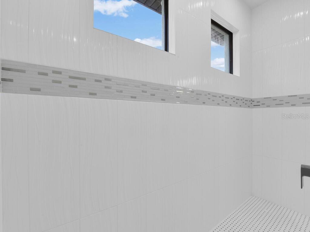 Image 28 of 46 For 144 28th Street