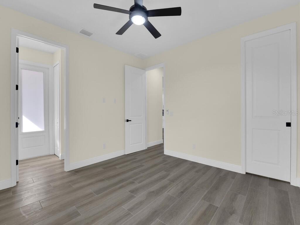 Image 33 of 46 For 144 28th Street