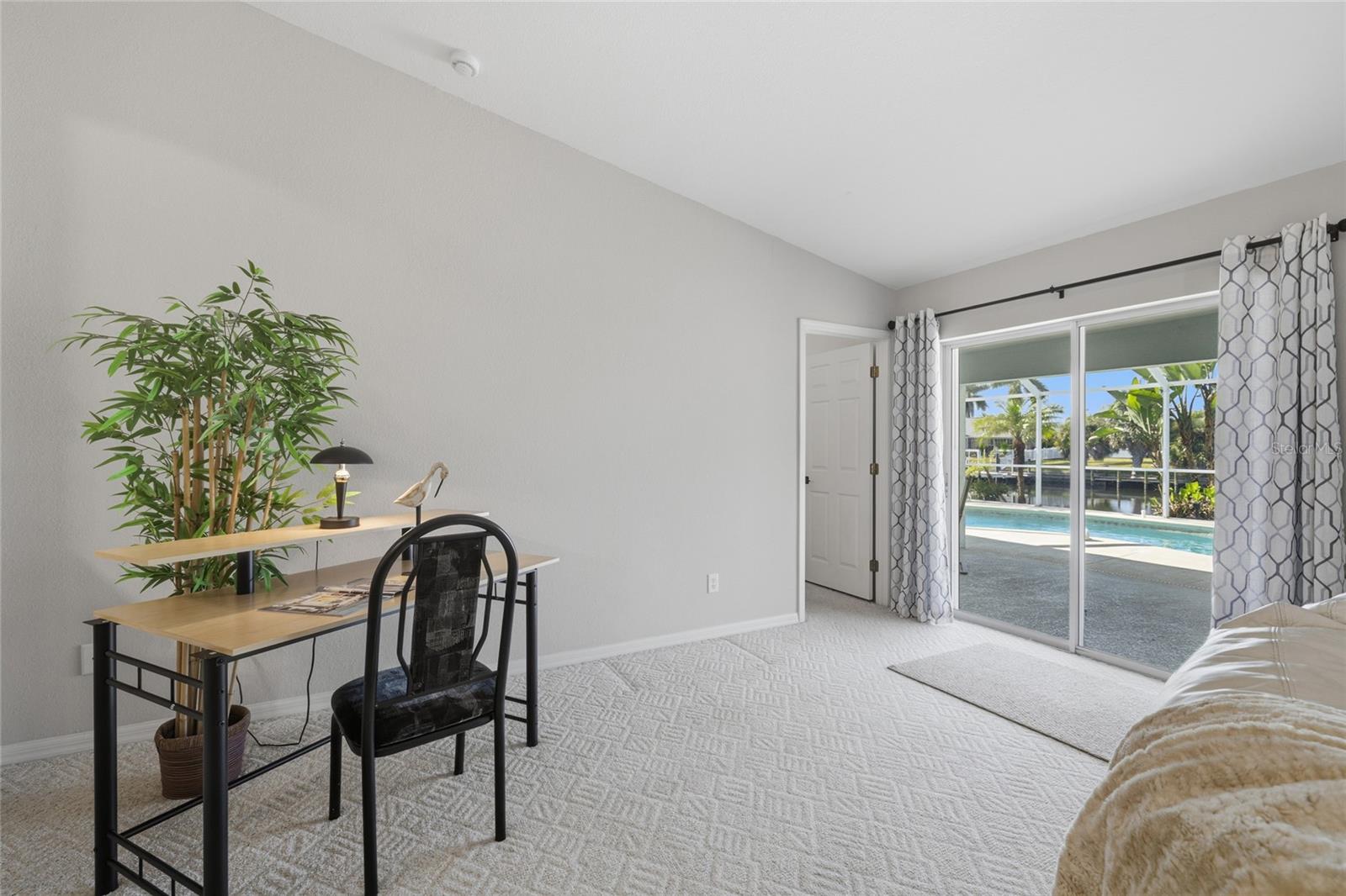 Image 13 of 49 For 4219 Eastlake Court